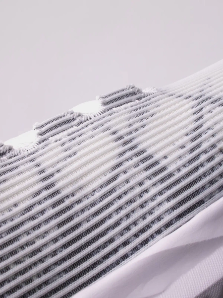 Buty męskie Under Armour Charged Swift 3026999-100