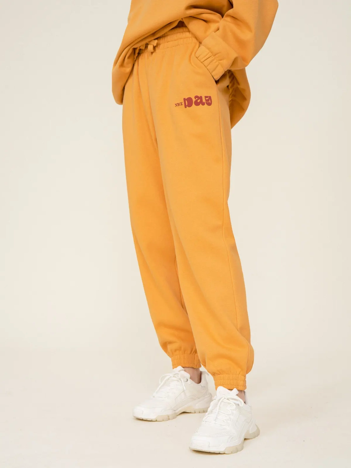 Spodnie dresowe damskie OUTHORN OTHSS23TTROF178-74S