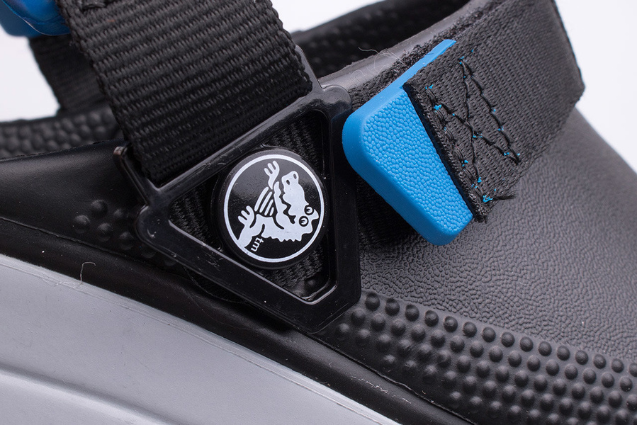 Chodaki CROCS CLASSIC HIKER CLOG 206772-001