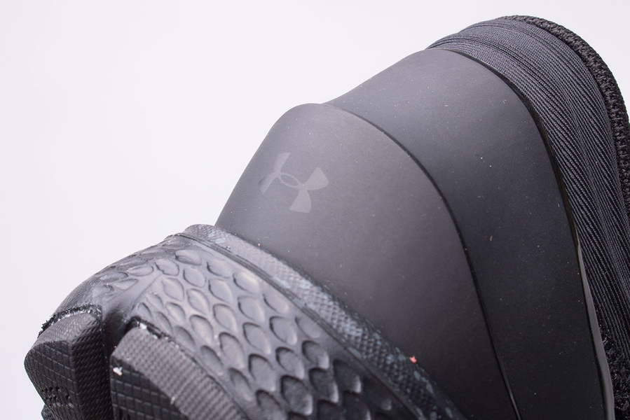 Buty męskie Under Armour Charged Escape 3024912-003