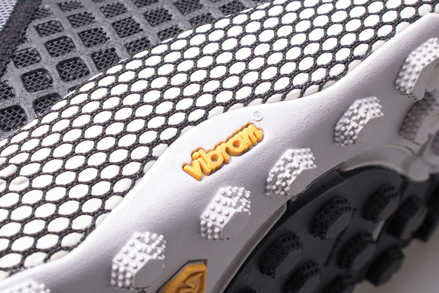 Buty męskie Under Armour HOVR DS Ridge 3025852-001