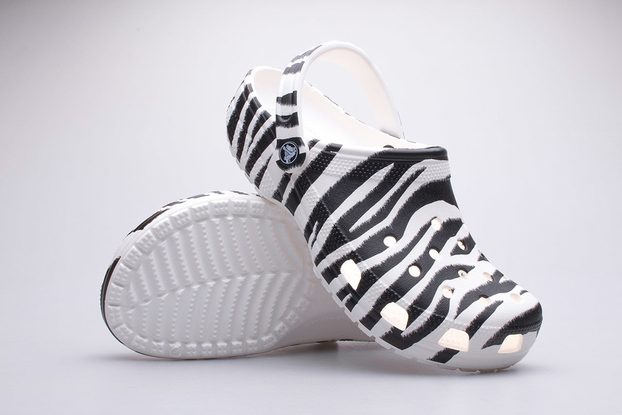 Chodaki CROCS CLASSIC ANIMAL PRINT CLOG 206676-1DE