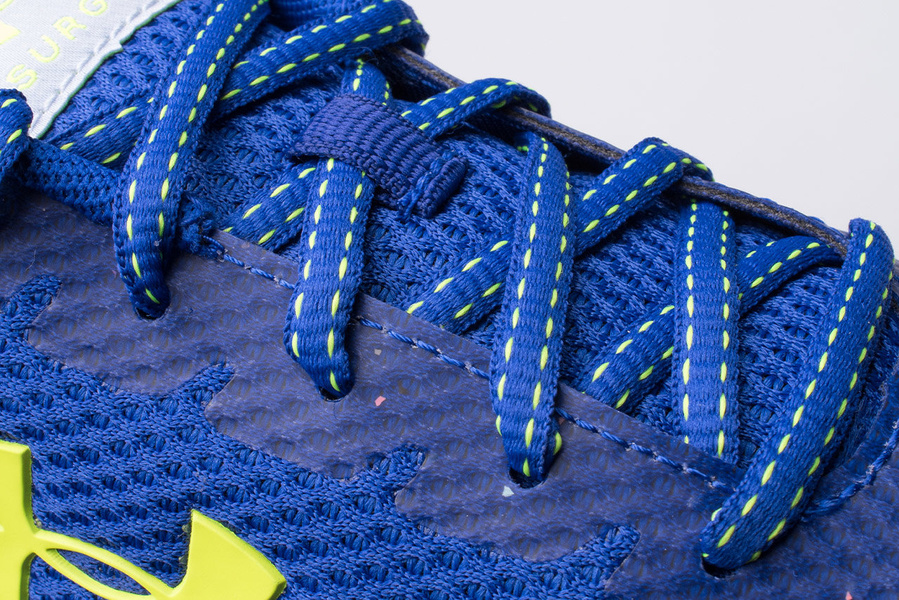 Buty damskie Under Armour SURGE 2 SPLASH 3024102-500