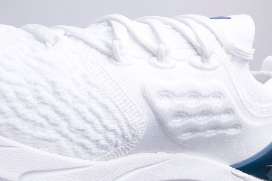 Buty damskie Under Armour HOVR PHANTOM 2 3023660-101