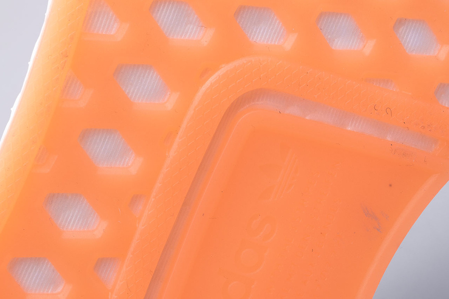 Buty dziecięce adidas NMD R1 J G55501