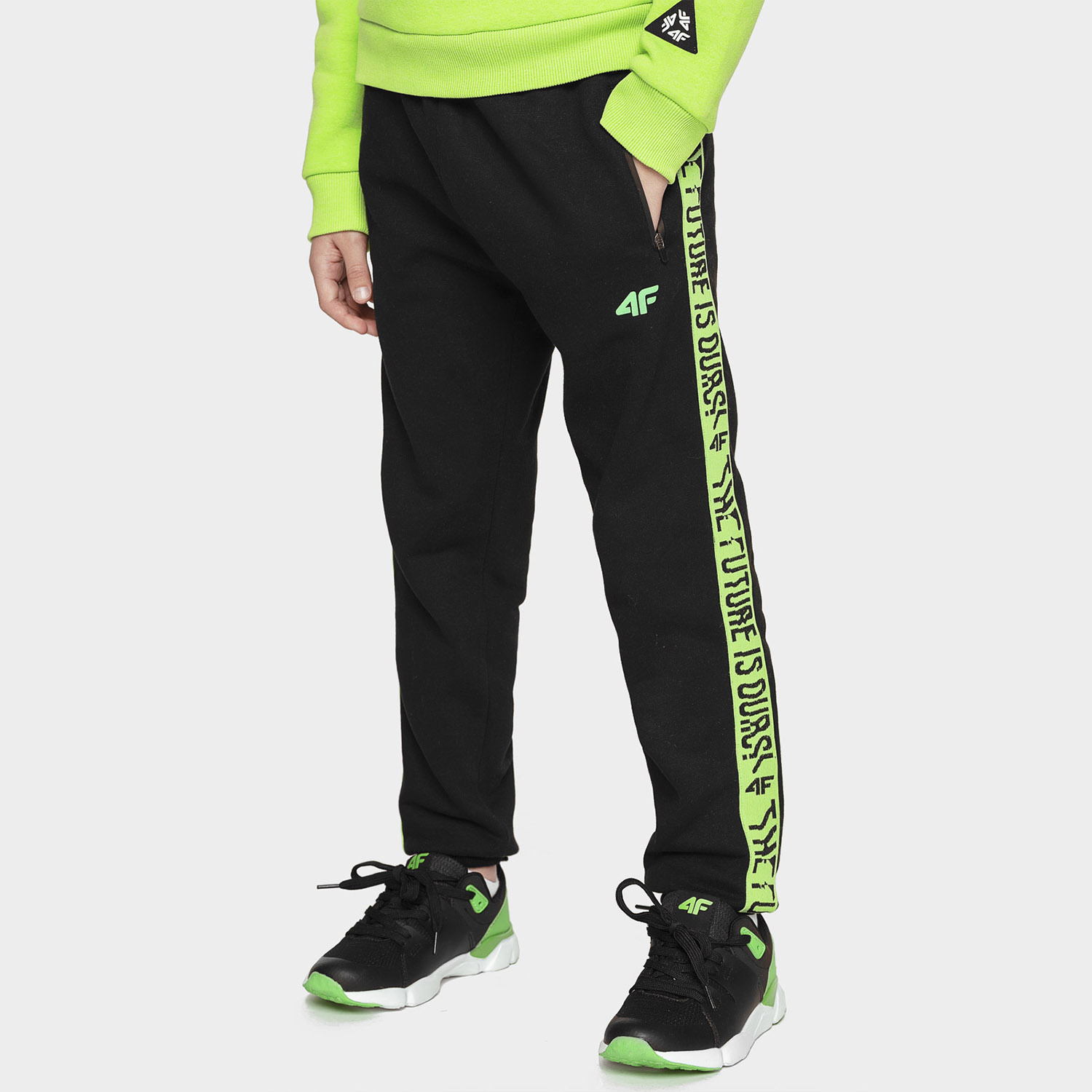 Spodnie dresowe dziecięce 4F HJL21-JSPMD002A-20S