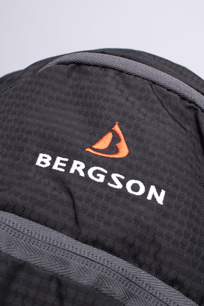 Plecak turystyczny BERGSON MOLDE 30 BLACK