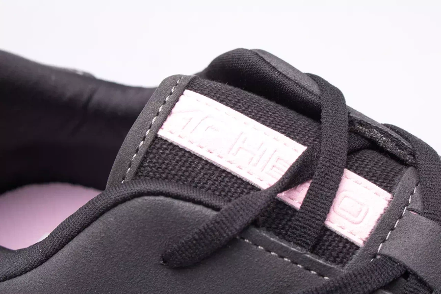 Buty dziewczęce 4F 4FJAW22FLOWF011-22S