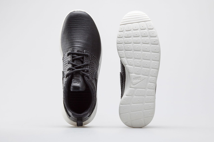 Buty damskie NIKE WMNS ROSHE ONE LX 881202-001