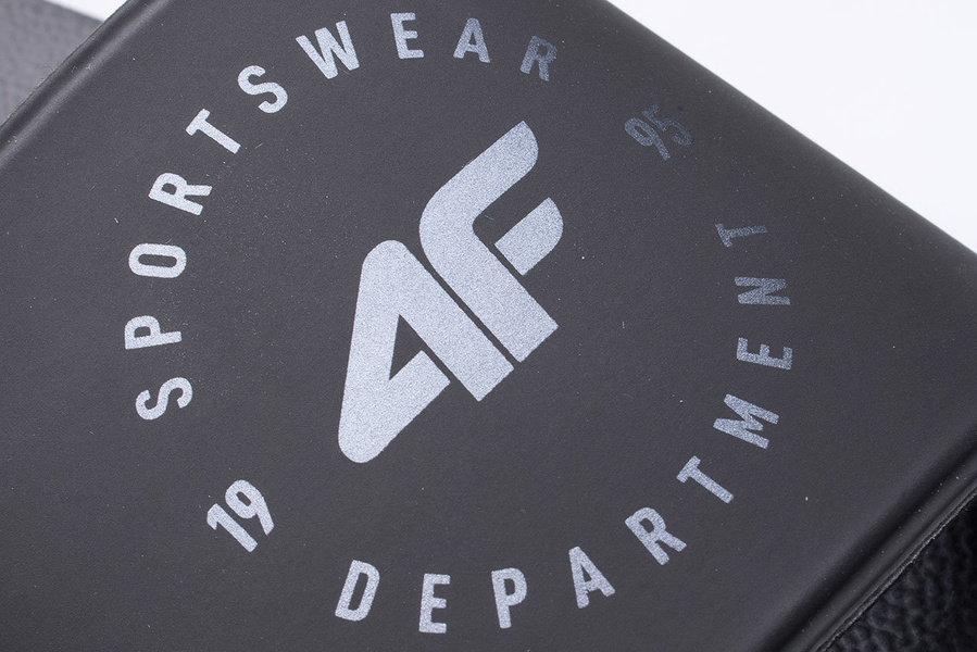 Klapki męskie 4F H4L22-KLM002-21S