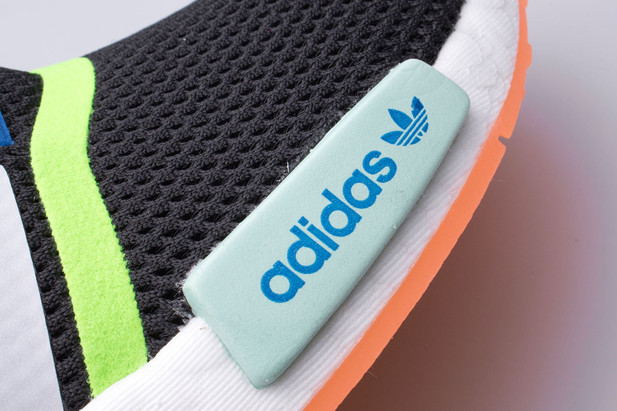 Buty dziecięce adidas NMD R1 J G55501