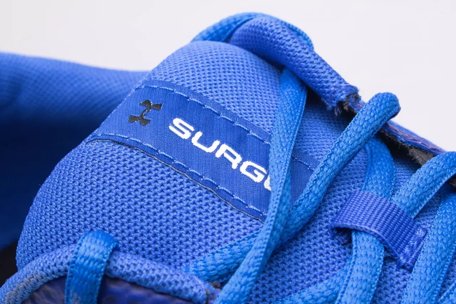 Buty męskie Under Armour Surge 3 3024883-403