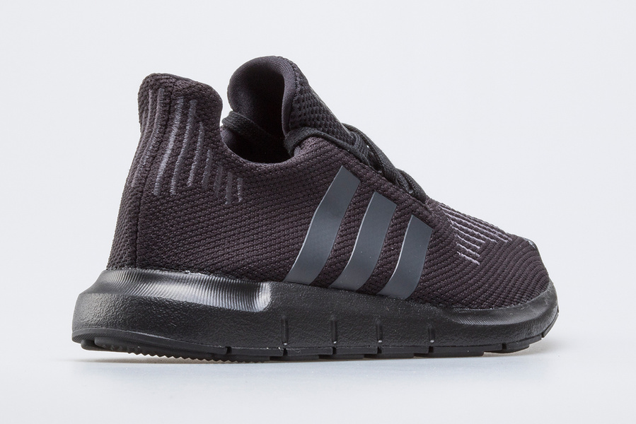 Buty dziecięce adidas SWIFT RUN J CM7919