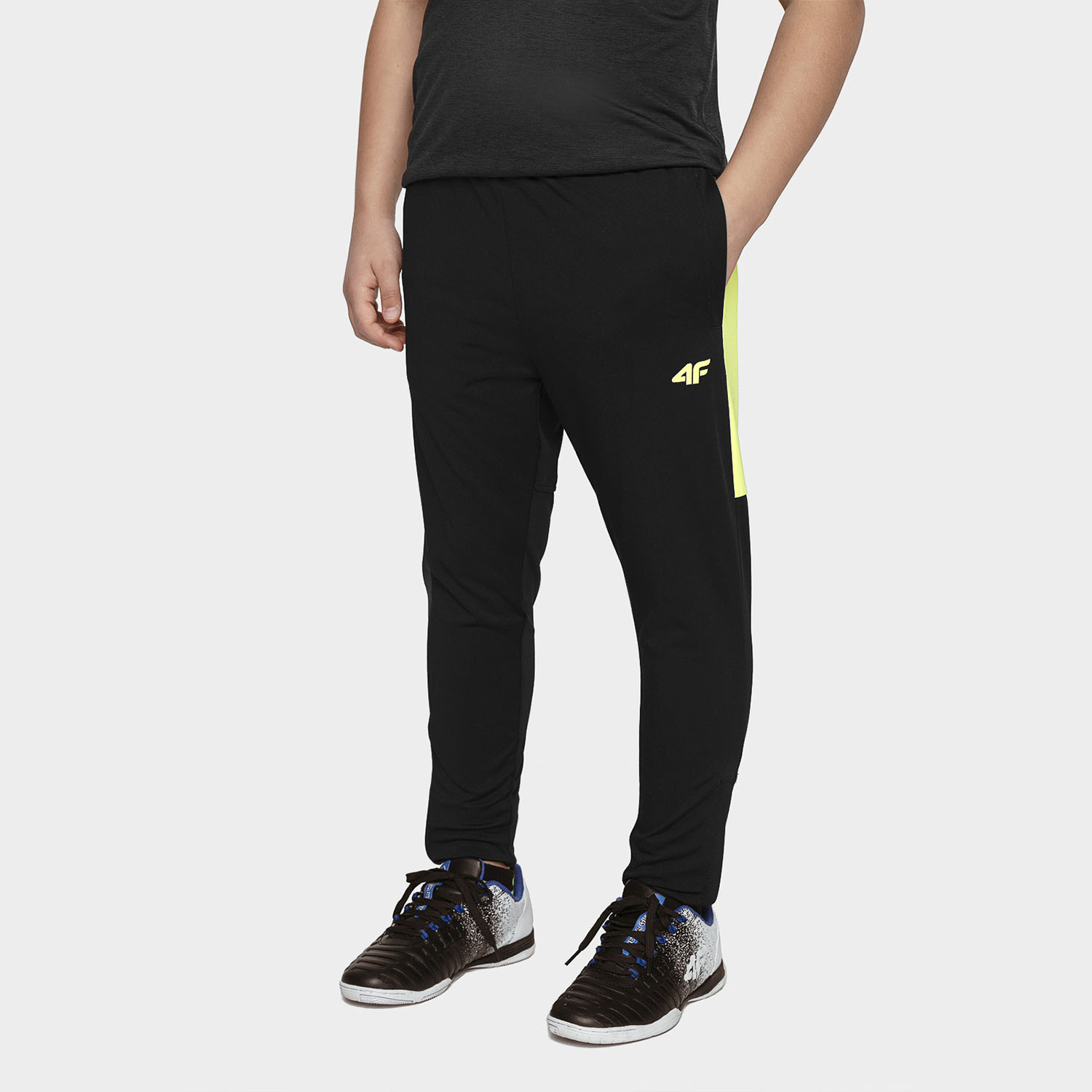 Spodnie dresowe dziecięce 4F HJL21-JSPMTR003-20S