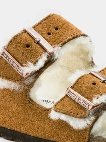 Klapki damskie BIRKENSTOCK ARIZONA SHEARLING MINK 1001135 