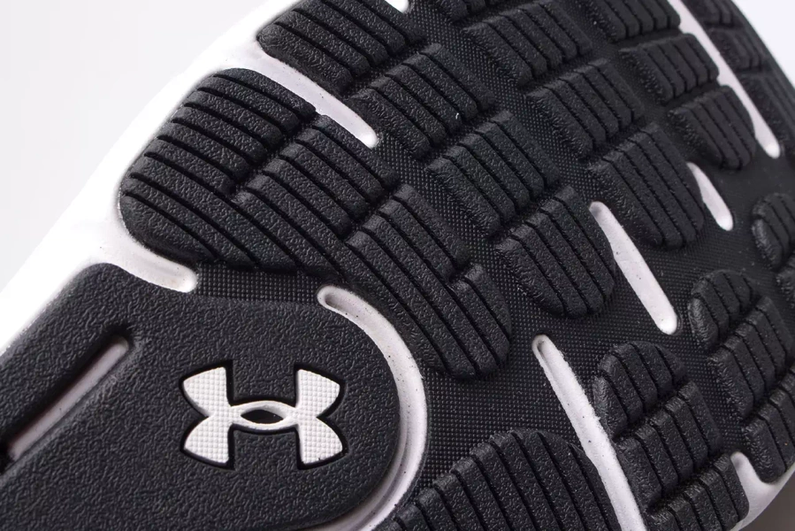 Buty męskie Under Armour HOVR 3025419-001