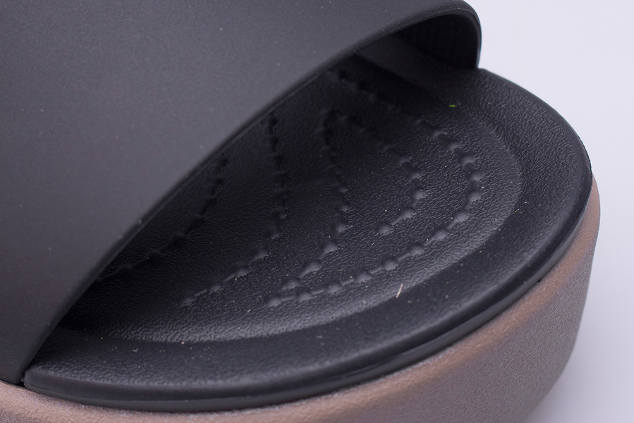 Sandały damskie Crocs Brooklyn Low Wedge 206453-07H