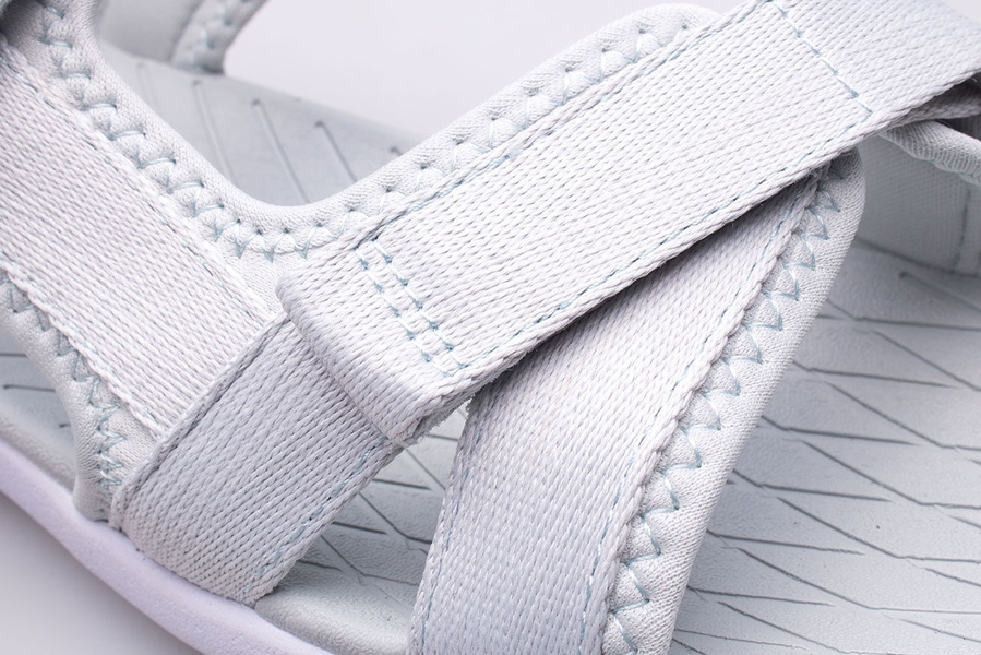 Sandały damskie 4F H4L22-SAD001-27S