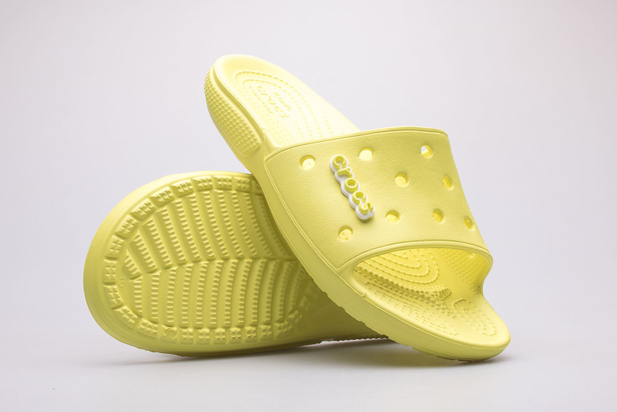 Klapki CROCS CLASSIC SLIDE 206121-738