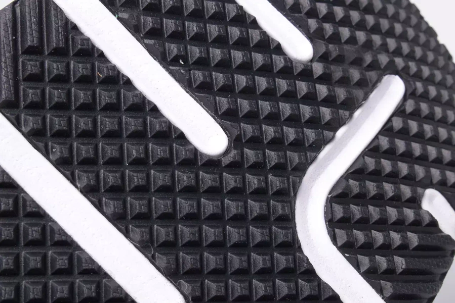 Buty męskie Under Armour CHARGED ENGAGE2 3025527-001