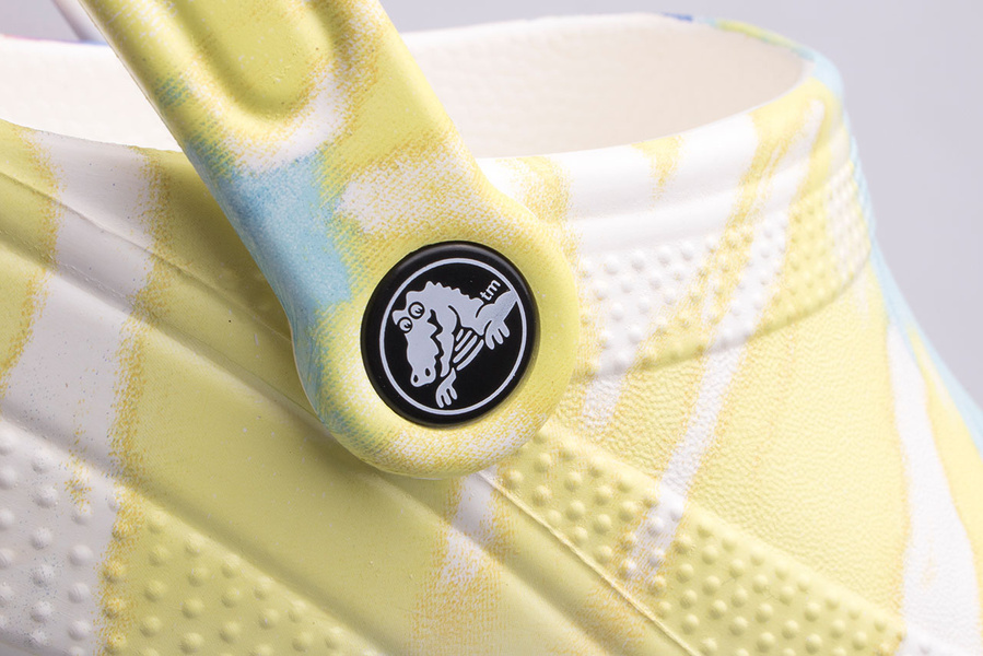 Chodaki Crocs Classic Graphic Clog 205453-94S