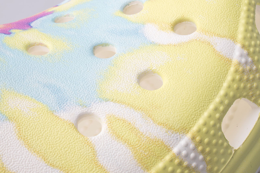 Chodaki Crocs Classic Graphic Clog 205453-94S