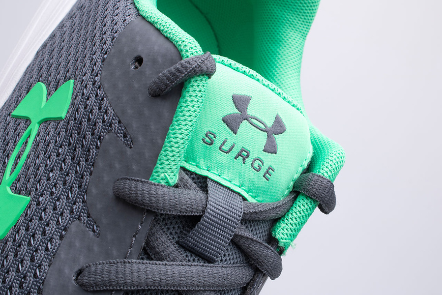 Buty męskie Under Armour SURGE 2 3022595-107