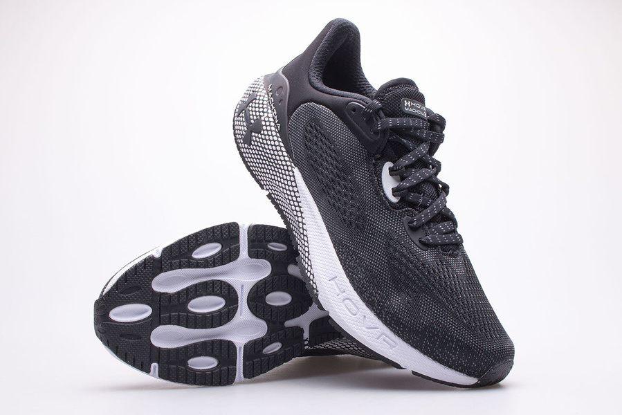 Buty damskie Under Armour Machina 3 3024907-001