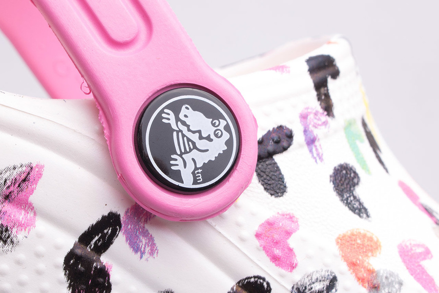 Chodaki CROCS CLASSIC HEART CLOG KIDS 207000-100