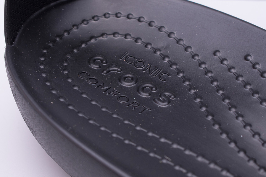 Sandały Crocs Serena Metallic Bar Flip 206420-751