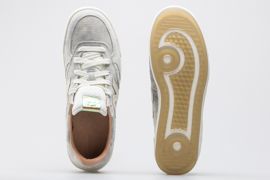 Buty damskie New Balance WRT300GD