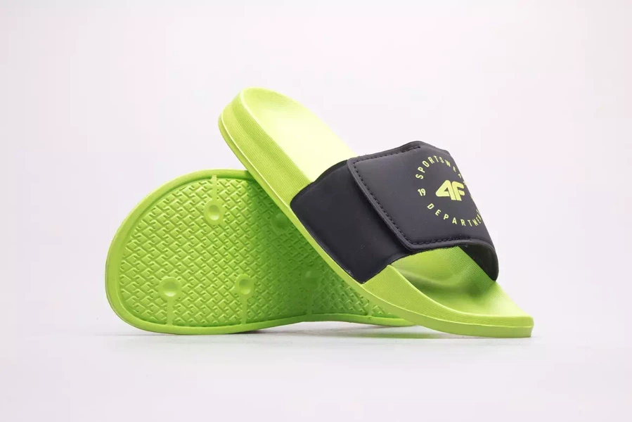 Klapki dziecięce 4F HJZ22-JKLM001-72S