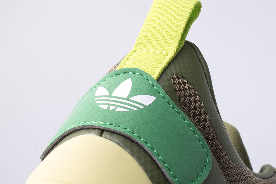 Buty męskie adidas ZX 700 FX7022