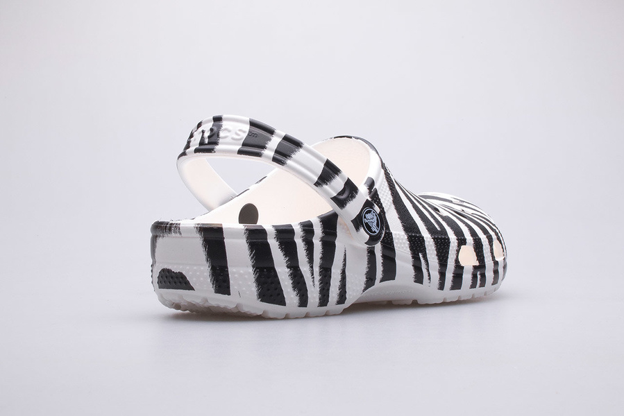 Chodaki CROCS CLASSIC ANIMAL PRINT CLOG 206676-1DE