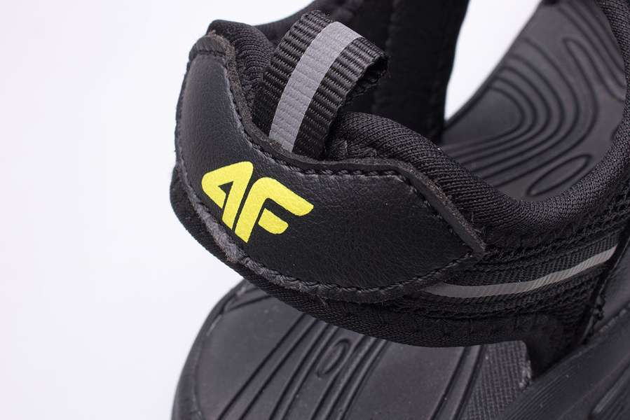 Sandały chłopięce 4F JUNIOR HJL22-JSAM003-20S