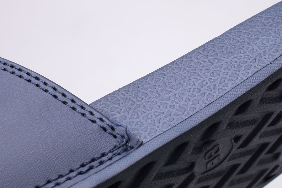 Klapki dziecięce 4F JUNIOR HJL22-JKLM002-31S