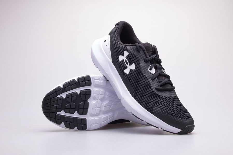 Buty męskie Under Armour Surge 3 3024883-001