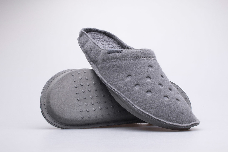 Kapcie CROCS CLASSIC SLIPPER 203600-00Q