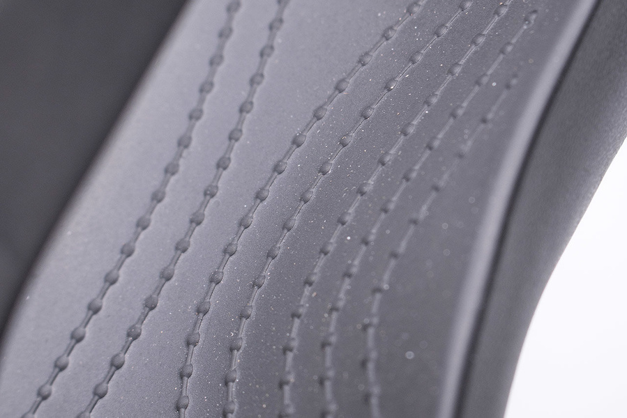 Sandały damskie Crocs Serena Metallic Bar 206421-751