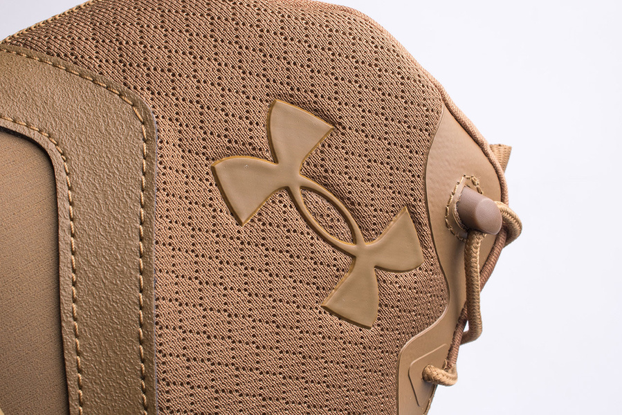 Buty męskie trapery Under Armour 3023741-200