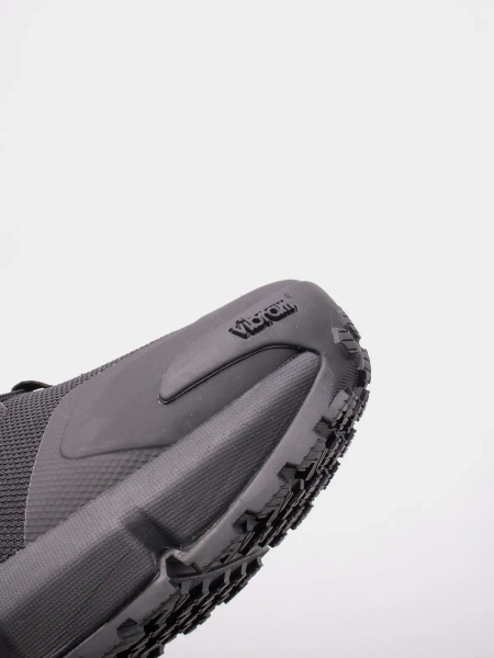 Buty męskie Under Armour Valsetz Mid 3027382-001 