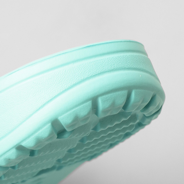 Klapki Crocs Sloane Slide 205742-40M