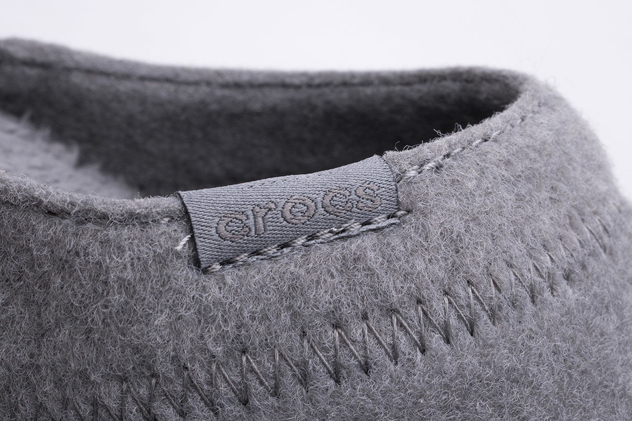 Kapcie CROCS CLASSIC SLIPPER 203600-00Q