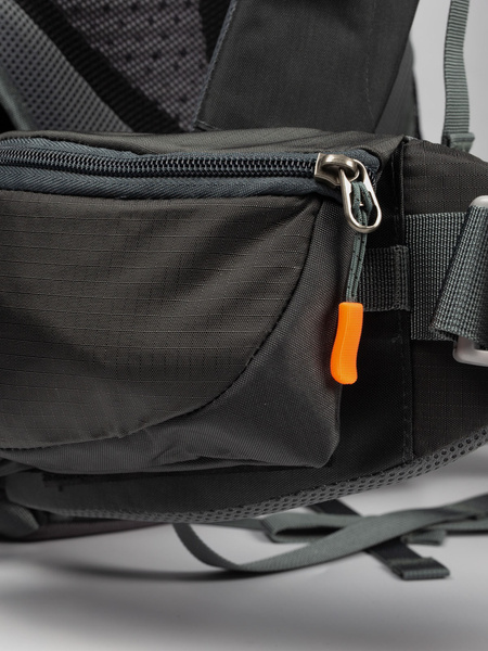 Plecak turystyczny BERGSON MATTERHORN 60 GREY