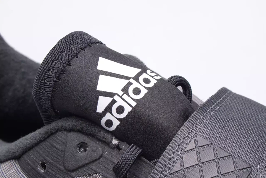 Buty do podnoszenia ciężarów adidas The Total GW6354