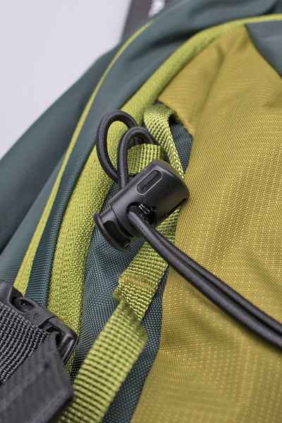 Plecak turystyczny BERGSON EVJE 30 OLIVE BRG00005