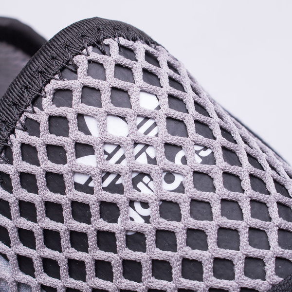 Buty adidas DEERUPT RUNNER EE5657