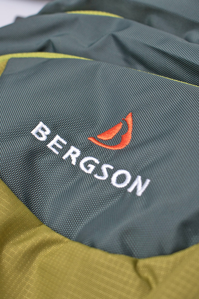 Plecak turystyczny BERGSON EVJE 30 OLIVE BRG00005