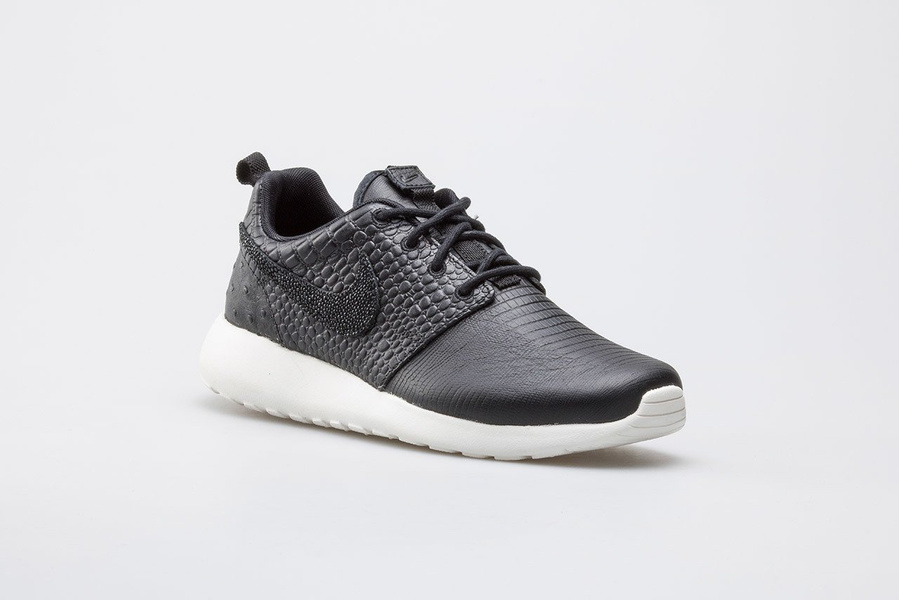 Buty damskie NIKE WMNS ROSHE ONE LX 881202-001