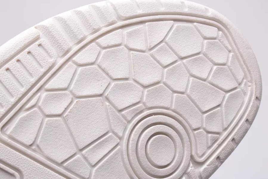 Buty damskie BIG STAR KK274263-101